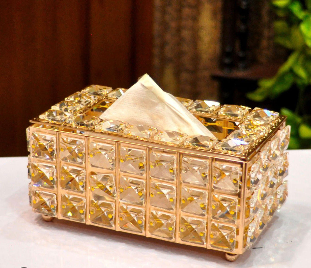 Royal Crystal Studded Tissue Box – Premium Gold-Plated Vanity Decor
